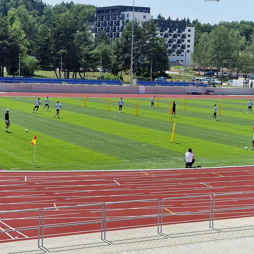Tréning na Atletickom štadióne UNIZA.